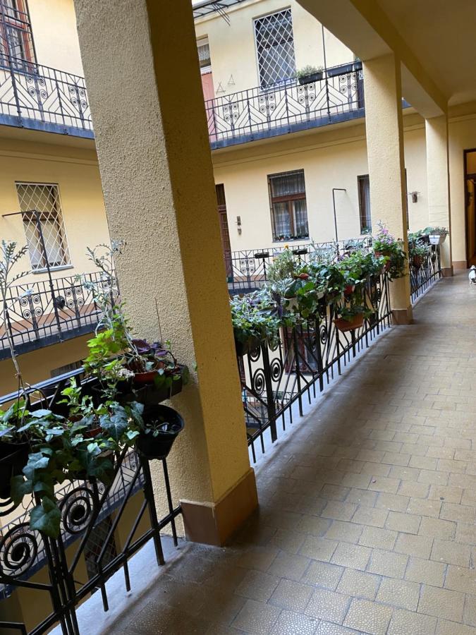 Flower Apartment Budapeste Exterior foto